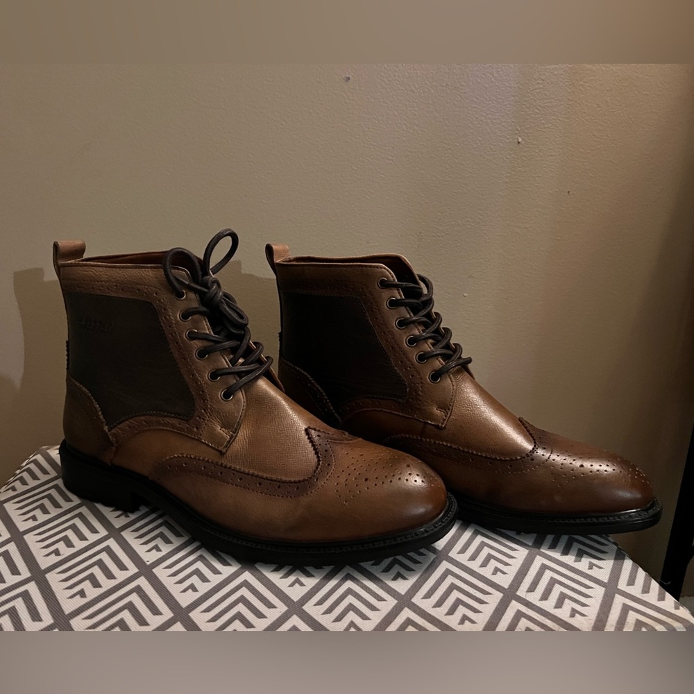 Men’s leather oxfords